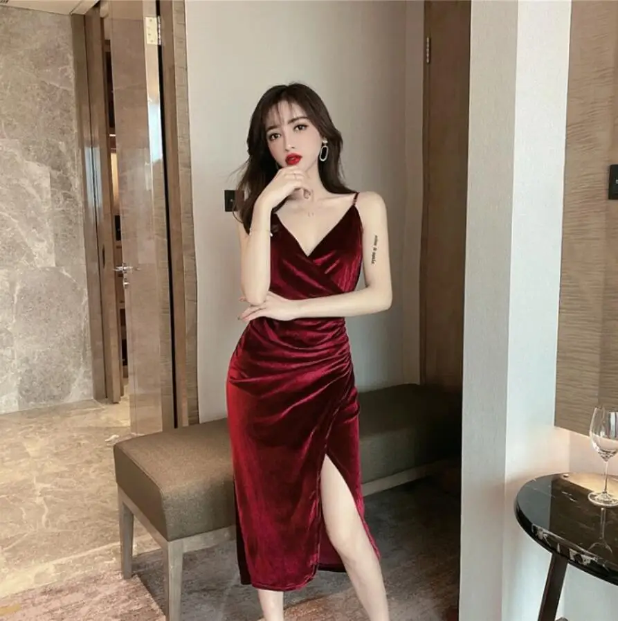 Вечернее платье, сексуальное облегающее платье с V-образным вырезом, женское бархатное платье на бретелях-спагетти с высоким разрезом, 2020
Вечернее платье, сексуальное облегающее платье с V-образным вырезом, женское бархатное платье на бретелях-спагетти с высоким разрезом, 2020