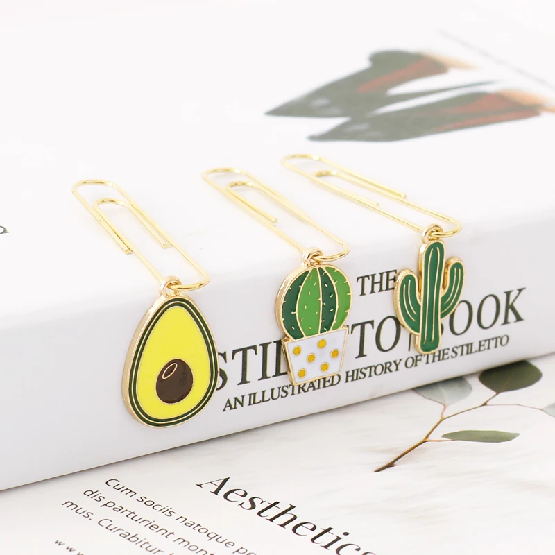 TUTU 5pcs Cute avocado Bookmark Kawaii Cactus Gold Foil Metal Pendants paper clip For Girls Gift Office School Supplies H0335
TUTU 5pcs Cute avocado Bookmark Kawaii Cactus Gold Foil Metal Pendants paper clip For Girls Gift Office School Supplies H0335