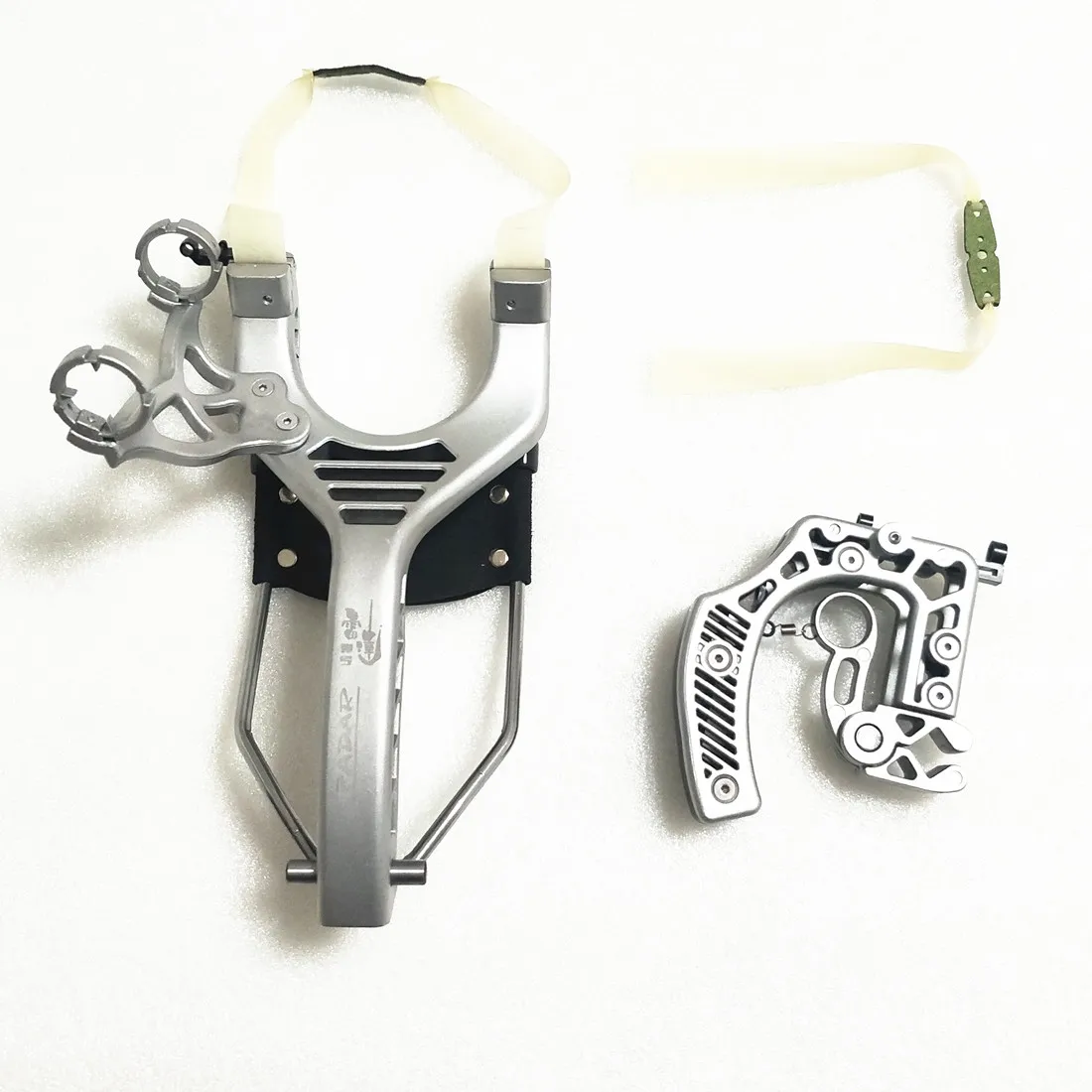 New Super Wrist Hunting Slingshot Independent trigger Long-range accurate shooting Four-hole aiming Easy shooting catapult
New Super Wrist Hunting Slingshot Independent trigger Long-range accurate shooting Four-hole aiming Easy shooting catapult