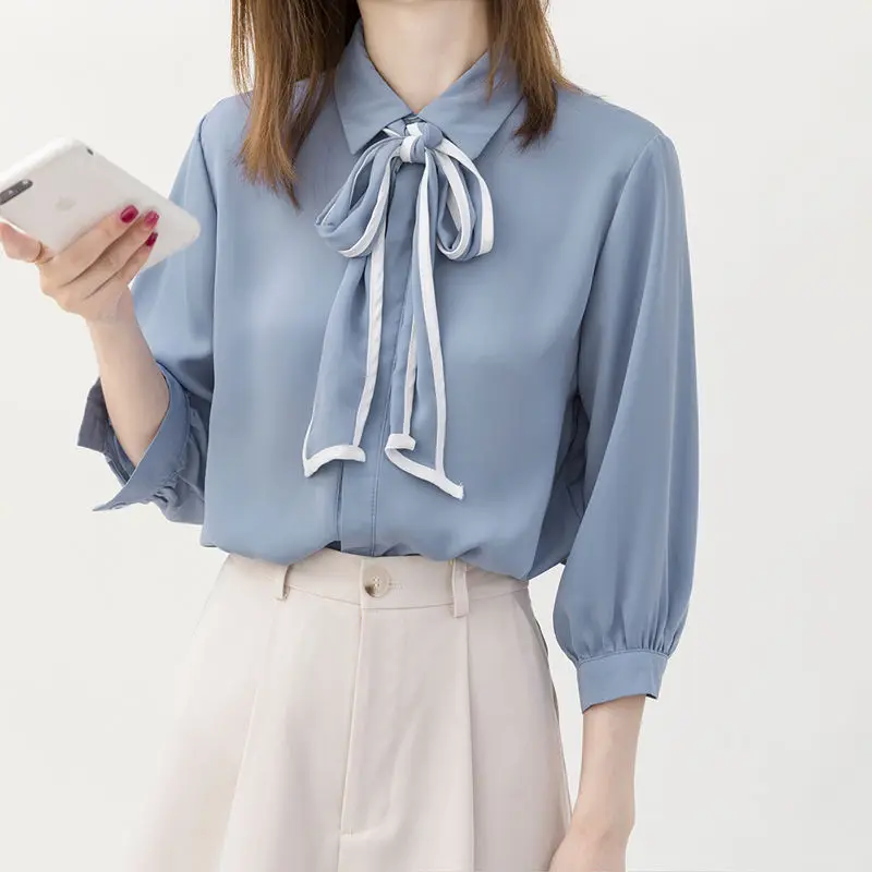 Fashion Spring Women Summer Chiffon Korean Style Casual Blouses Bow Knot Polo-Neck Ladies Shirts Elegant Blusas Tops MM0507
Fashion Spring Women Summer Chiffon Korean Style Casual Blouses Bow Knot Polo-Neck Ladies Shirts Elegant Blusas Tops MM0507