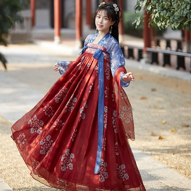 Элегантное платье ханьфу для китайской женщины, костюмы для косплея, традиционная старинная сказочная сцена, ретро Династия Тан, народные т...
Элегантное платье ханьфу для китайской женщины, костюмы для косплея, традиционная старинная сказочная сцена, ретро Династия Тан, народные т...