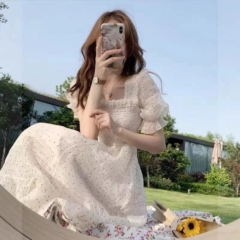 2021 Summer New Women Floral Design Sweet Dress Short Sleeve Chiffon Elegant Dress Korean Style Square Collar Party Dresses
2021 Summer New Women Floral Design Sweet Dress Short Sleeve Chiffon Elegant Dress Korean Style Square Collar Party Dresses