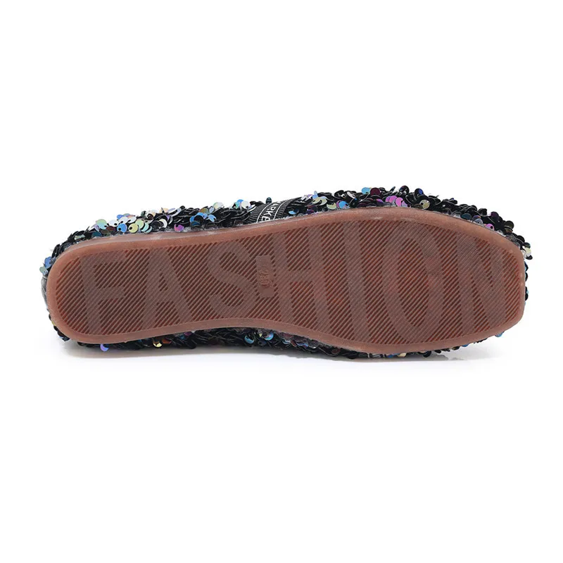 ESRFIYFE 2020 New Women Shoes Loafers Fashion Bling Flat with Square Toe Party Casual Female Slip on Shoes Large Size 30-44
ESRFIYFE 2020 New Women Shoes Loafers Fashion Bling Flat with Square Toe Party Casual Female Slip on Shoes Large Size 30-44