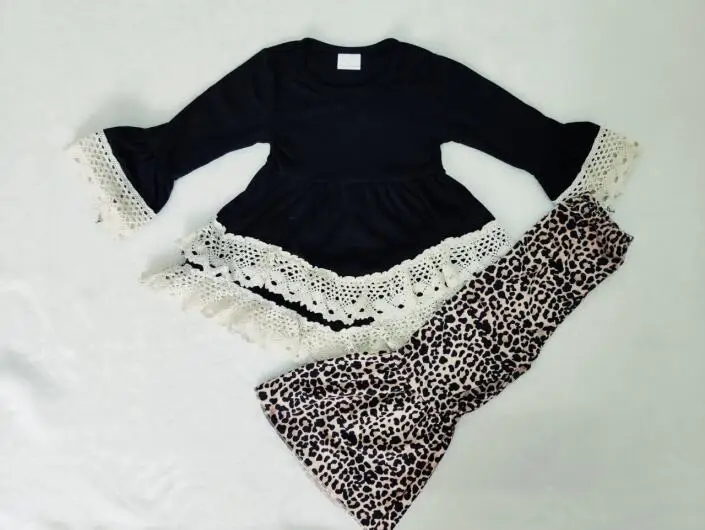 Infant Baby Girl Fall Winter Clothes Set Lace Ruffle Clothing Set Long Sleeve Black Tops+Cheetah Bell Pants Boutique Outfit
Infant Baby Girl Fall Winter Clothes Set Lace Ruffle Clothing Set Long Sleeve Black Tops+Cheetah Bell Pants Boutique Outfit