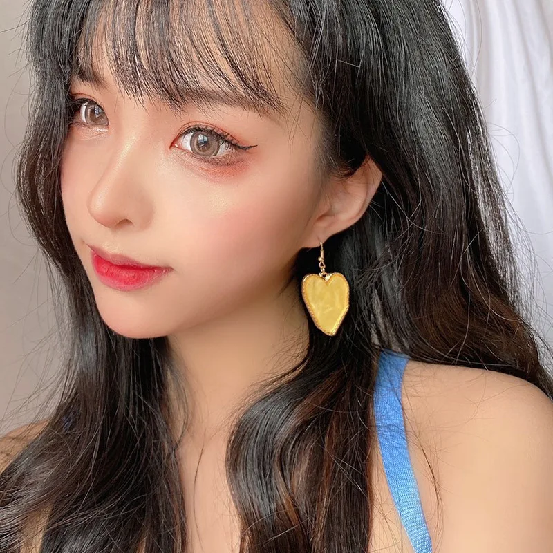 New Personality Acrylic Love Earrings Simple Sweet Girl Color Acetate Dangle Earrings For Women Design Jewelry
New Personality Acrylic Love Earrings Simple Sweet Girl Color Acetate Dangle Earrings For Women Design Jewelry