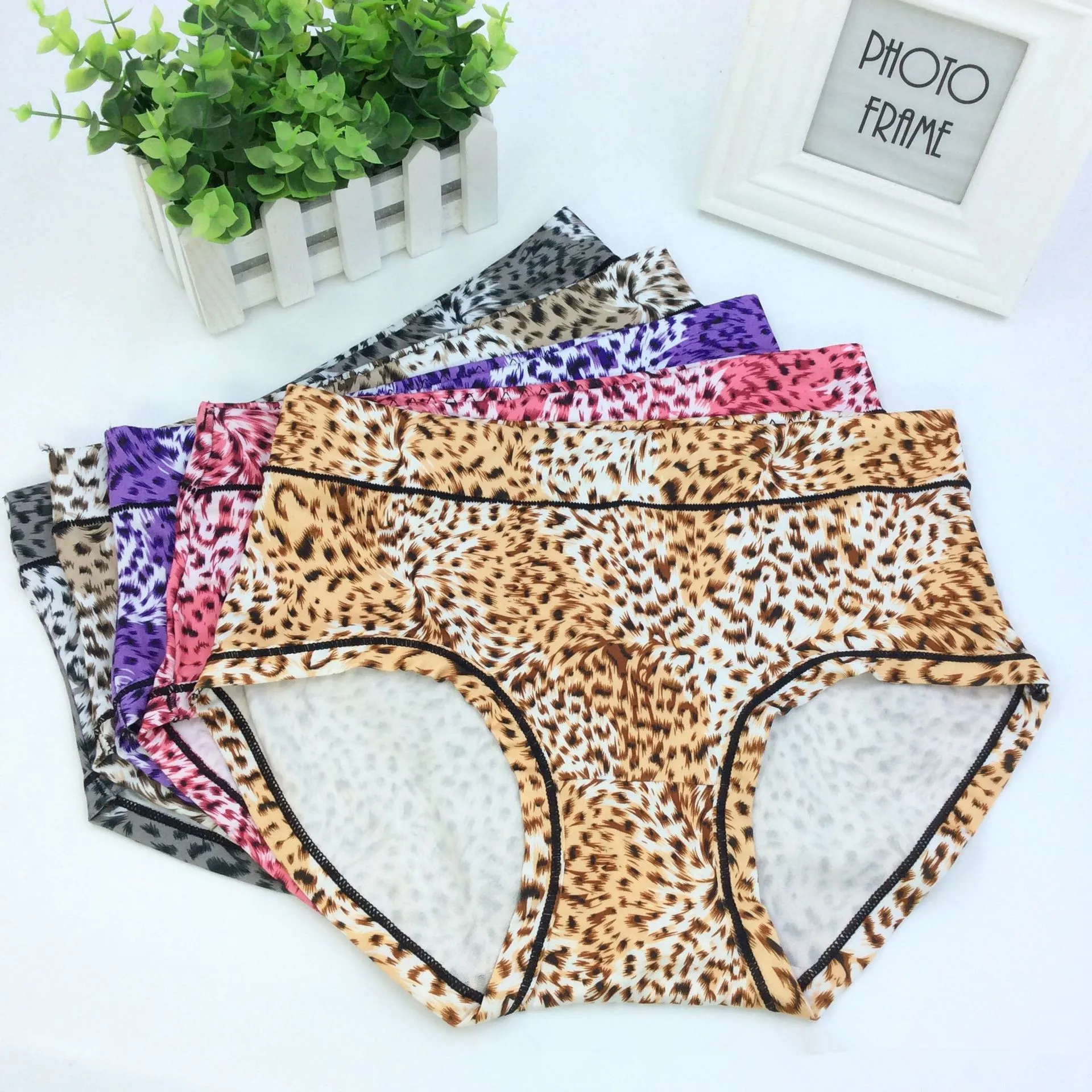 10Pcs/lot ropa interior femenina Milk Silk Leopard comfort Underwears Women Panties Plus Size 5XL lingerie women's briefs
10Pcs/lot ropa interior femenina Milk Silk Leopard comfort Underwears Women Panties Plus Size 5XL lingerie women's briefs