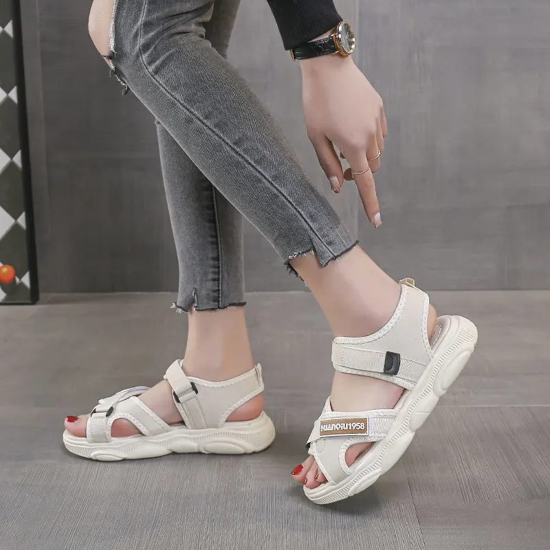 2021 Summer New Sports Casual Sandals Outdoor Beach Casual Sandals Student All-Match Trend Sandals
2021 Summer New Sports Casual Sandals Outdoor Beach Casual Sandals Student All-Match Trend Sandals