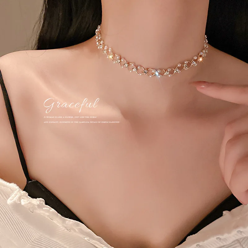 South Korea's new fashion crystal pearl necklace necklace choker necklace simple net red design sense necklace
South Korea's new fashion crystal pearl necklace necklace choker necklace simple net red design sense necklace