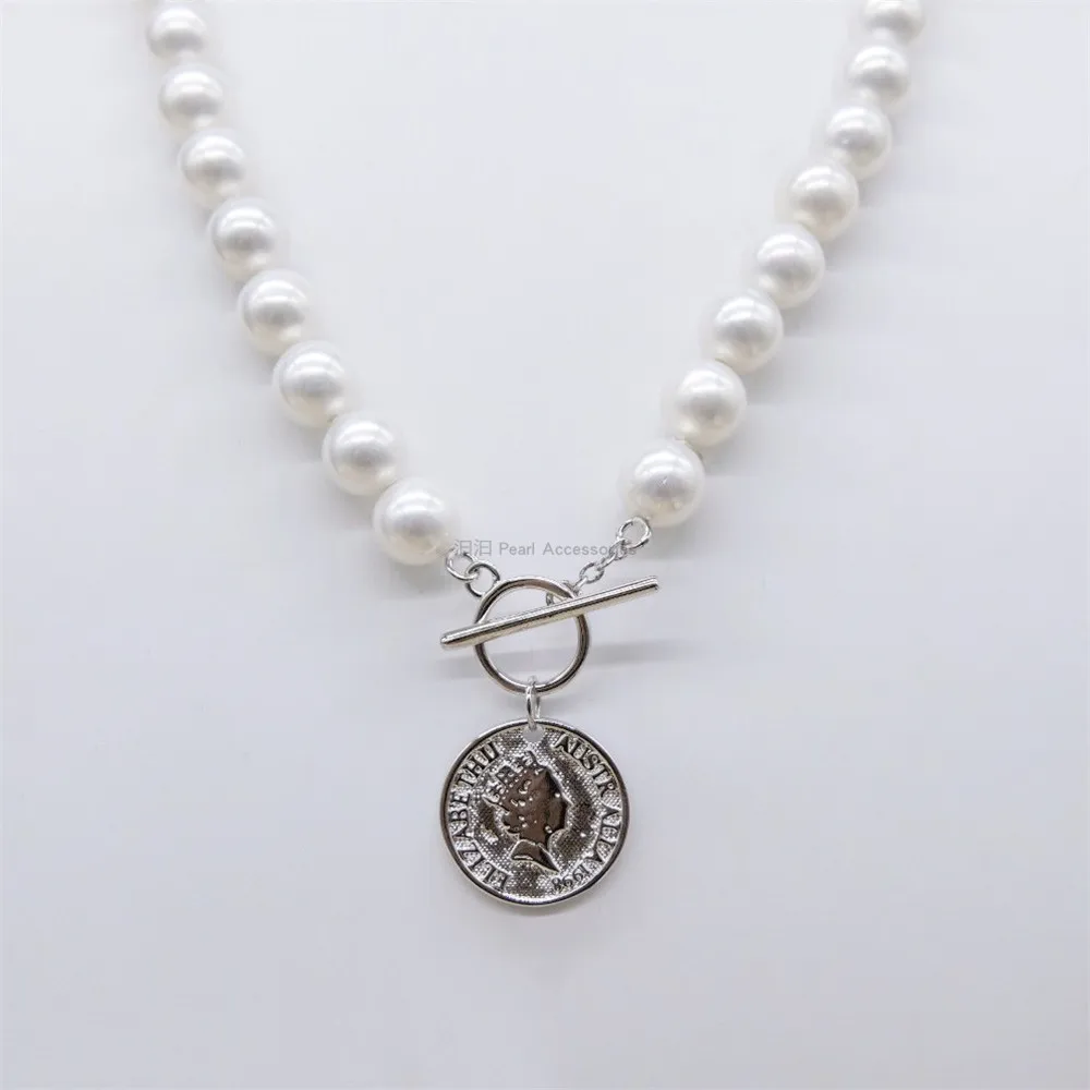 DIY pearl jewelry necklace bracelet high quality accessories queen gold coin ot buckle copper plated 18K Gold
DIY pearl jewelry necklace bracelet high quality accessories queen gold coin ot buckle copper plated 18K Gold