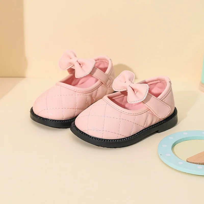 Toddler Shoes Autumn Fashion Solid Color Little Girl Shoes Cute Bow First Walkers Soft Bottom Kids Dress Shoes SOH012
Toddler Shoes Autumn Fashion Solid Color Little Girl Shoes Cute Bow First Walkers Soft Bottom Kids Dress Shoes SOH012