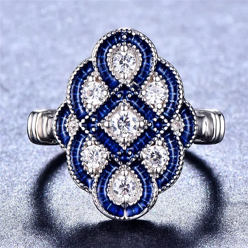 European and American Fashion Blue Winding Ladies Ring Creative Chinese Knot Geometric Banquet Casual Lucky Wedding Ring
European and American Fashion Blue Winding Ladies Ring Creative Chinese Knot Geometric Banquet Casual Lucky Wedding Ring