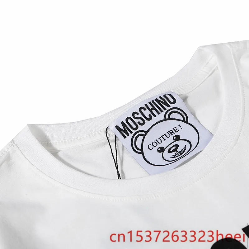 2021 Moschino woman New Original Brand T Shirt Men Tops Summer Short Sleeve Fashion T-shirt 100% Cotton Mans Tshirt
2021 Moschino woman New Original Brand T Shirt Men Tops Summer Short Sleeve Fashion T-shirt 100% Cotton Mans Tshirt