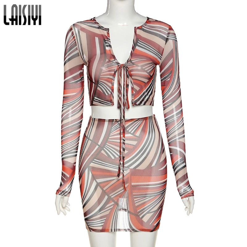 LAISIYI 2020 Tie Dye Long Sleeve Bandage Sexy Crop Tops Skirt 2 Pieces Set Women Autumn Winter Streetwear Outfits Tracksuit New
LAISIYI 2020 Tie Dye Long Sleeve Bandage Sexy Crop Tops Skirt 2 Pieces Set Women Autumn Winter Streetwear Outfits Tracksuit New