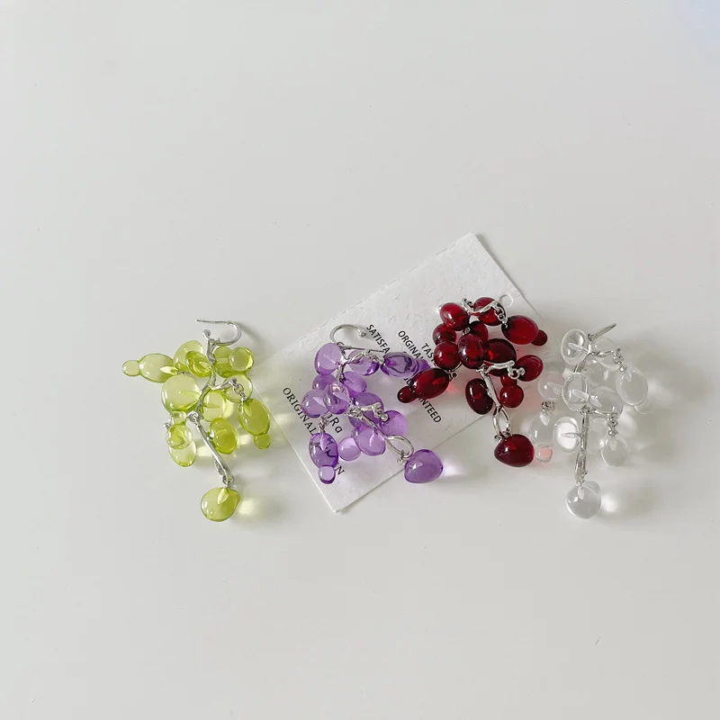 Minar Kawail Summer Clear Glass Grape Dangle Drop Earrings for Women Girls Colorful Coloured Glaze Fruit Long Earring Brincos
Minar Kawail Summer Clear Glass Grape Dangle Drop Earrings for Women Girls Colorful Coloured Glaze Fruit Long Earring Brincos