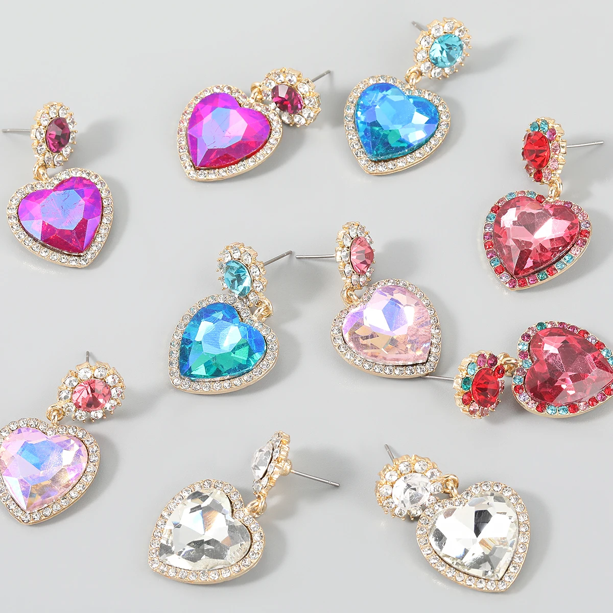 2021 Autumn Simple Metal Rhinestone Heart Earrings School Party Trend Dangle Earrings Women's Elegant Statement Earrings
2021 Autumn Simple Metal Rhinestone Heart Earrings School Party Trend Dangle Earrings Women's Elegant Statement Earrings