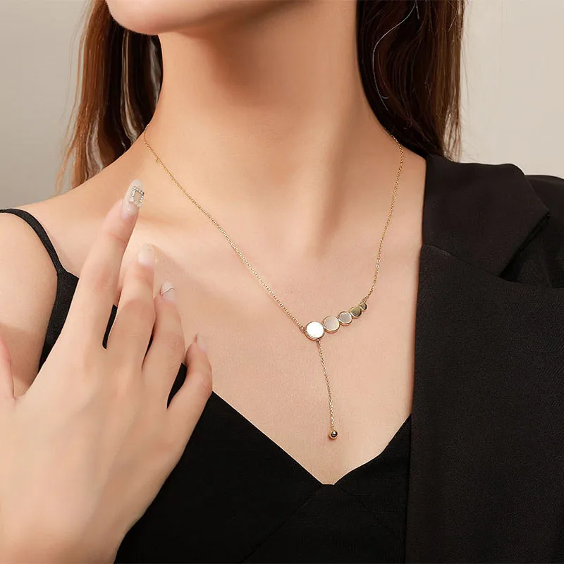 CHUANGU 925 пробы серебро перламутр Цепочки и Ожерелья Подвески простой светильник класса люкс с кисточками цепочка с кулоном, Цепочки и ожерель... 
CHUANGU 925 пробы серебро перламутр Цепочки и Ожерелья Подвески простой светильник класса люкс с кисточками цепочка с кулоном, Цепочки и ожерель...