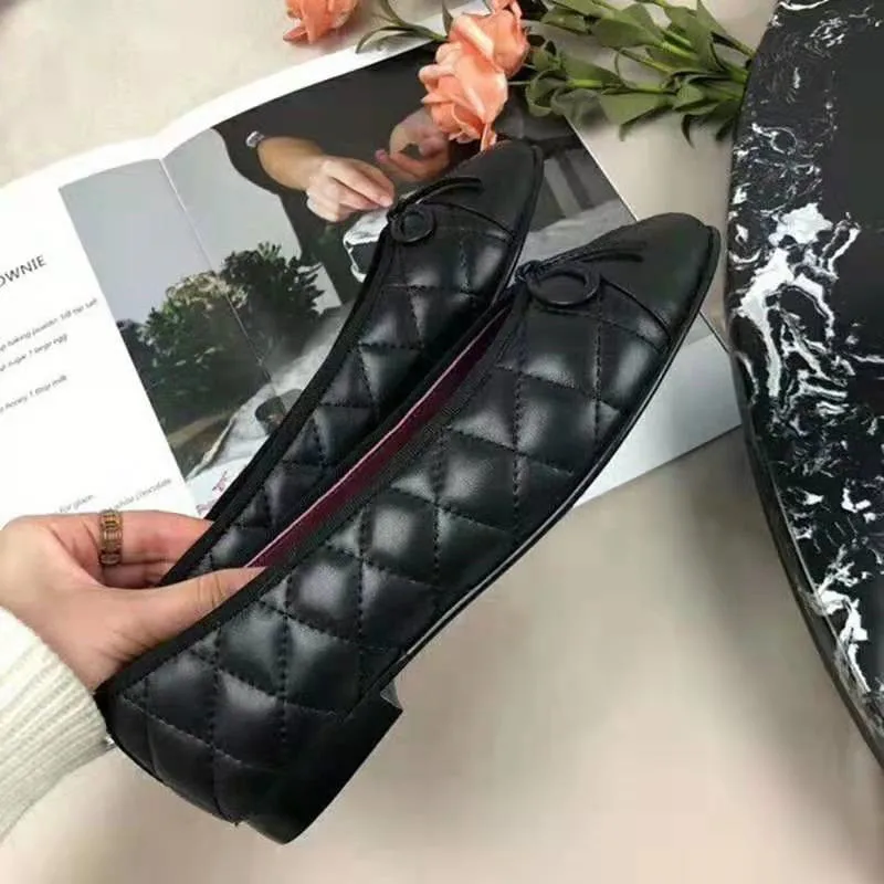 Luxury Brand Comfortable Shoes Women Leather Round Toe Flats Casual Bow Ballet Ballet 2021
Luxury Brand Comfortable Shoes Women Leather Round Toe Flats Casual Bow Ballet Ballet 2021