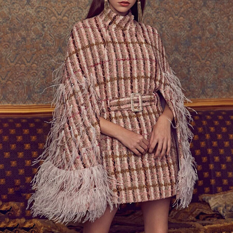 SONDR Turtleneck Cloak Sleeve High Waist With Sashes 2020 Autumn Patchwork Feathers Diamonds Plaid Women Coats Fashion Outerwear
SONDR Turtleneck Cloak Sleeve High Waist With Sashes 2020 Autumn Patchwork Feathers Diamonds Plaid Women Coats Fashion Outerwear