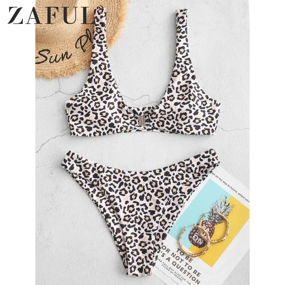 ZAFUL Women Front Closure High Cut Leopard Bikini Swimsuit Scoop Neck Removable Padded Bikini Sets Sexy Swimwear
ZAFUL Women Front Closure High Cut Leopard Bikini Swimsuit Scoop Neck Removable Padded Bikini Sets Sexy Swimwear
