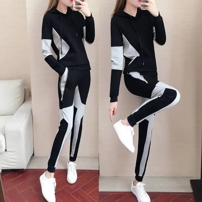 2021 ins Super Hot Leisure Sports Suit Female Spring Students Korean Style Loose BF Style Hip Hop Two-Piece Suit Fashion
2021 ins Super Hot Leisure Sports Suit Female Spring Students Korean Style Loose BF Style Hip Hop Two-Piece Suit Fashion