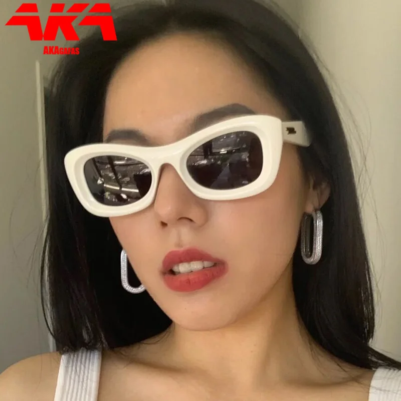 AKAgafas Cat Eye Sunglasses 2023 New Small Frame Sunglasses Retro Sunglasses Hip Hop Personality Shades for Women Gafas De Sol
AKAgafas Cat Eye Sunglasses 2023 New Small Frame Sunglasses Retro Sunglasses Hip Hop Personality Shades for Women Gafas De Sol
