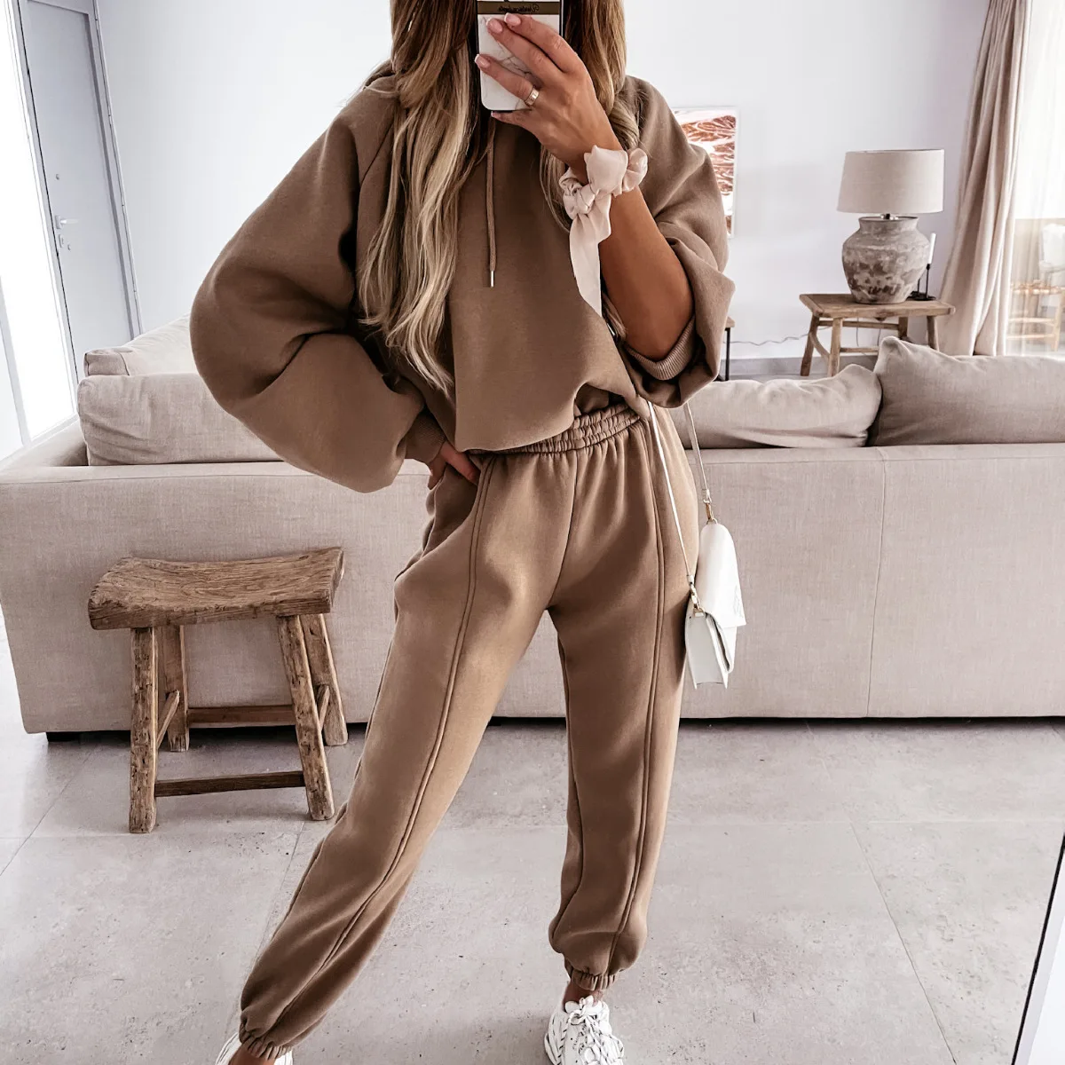 2022 Winter Women's Tracksuit Suit Drawstring Hoodies Pants Sport Suits Female Autumn Fashion Casual Streetwear 2 Piece Set Lady
2022 Winter Women's Tracksuit Suit Drawstring Hoodies Pants Sport Suits Female Autumn Fashion Casual Streetwear 2 Piece Set Lady