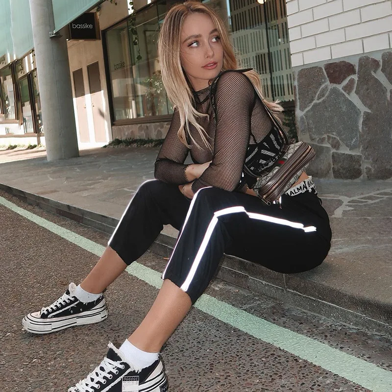 Goocheer Rflective High Waist Loose Jogger Pant Women Casual New Style Streetwear Autumn Winter Long Cargo Pants 90s Trousers
Goocheer Rflective High Waist Loose Jogger Pant Women Casual New Style Streetwear Autumn Winter Long Cargo Pants 90s Trousers