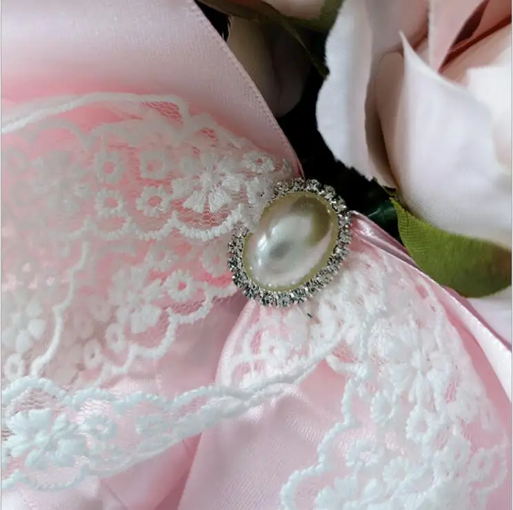 Bridal Bouquet Rattan Heart Shaped Bouquet Of Rose Flowers Bridesmaid Bouquet Wedding Decoration Wedding Flowers PH27
Bridal Bouquet Rattan Heart Shaped Bouquet Of Rose Flowers Bridesmaid Bouquet Wedding Decoration Wedding Flowers PH27