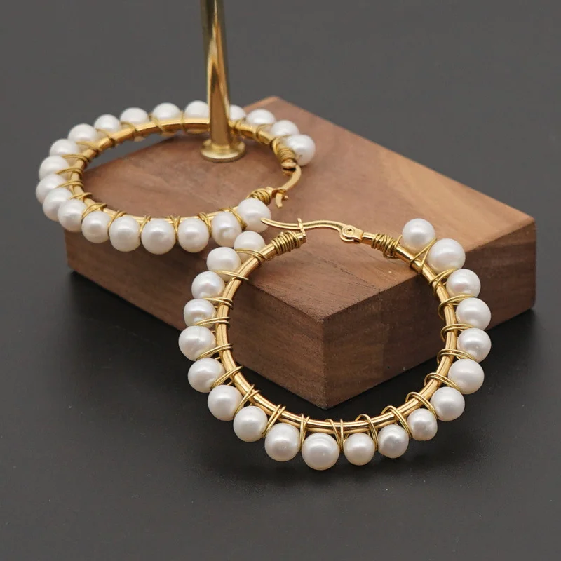 French Elegance Geometric Pearl hoop earrings Bohemian Ethnic Style Big Ear Jewelry Female Earrings fashion jewelry
French Elegance Geometric Pearl hoop earrings Bohemian Ethnic Style Big Ear Jewelry Female Earrings fashion jewelry