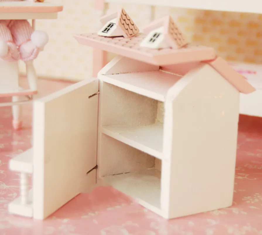 Mini wooden doll house furniture pink cute doll villa DIY Dollhouse Castle collection hobby toys birthday gifts
Mini wooden doll house furniture pink cute doll villa DIY Dollhouse Castle collection hobby toys birthday gifts