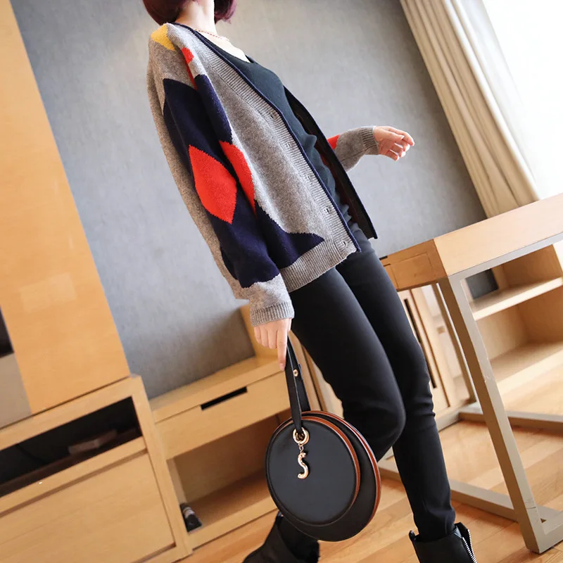 Female short paragraph long-sleeved sweater coat thick and long sections loose knit cardigan 2019 new women
Female short paragraph long-sleeved sweater coat thick and long sections loose knit cardigan 2019 new women