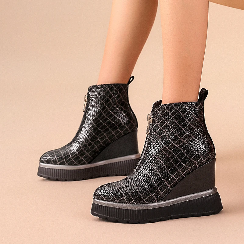 Original Intention Super High Wedges Genuine Leather Ankle Boots Woman High Quality Black Shoes Woman Super High Platform Plus
Original Intention Super High Wedges Genuine Leather Ankle Boots Woman High Quality Black Shoes Woman Super High Platform Plus