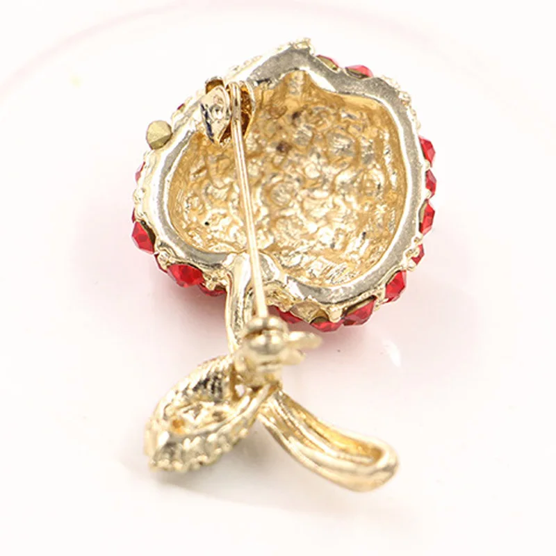 Dream Candy Sweet Red Rhinestone Apple Brooches for Women Fruit Brooch Pin Suit Accessories Creative Jewelry New Arrival
Dream Candy Sweet Red Rhinestone Apple Brooches for Women Fruit Brooch Pin Suit Accessories Creative Jewelry New Arrival