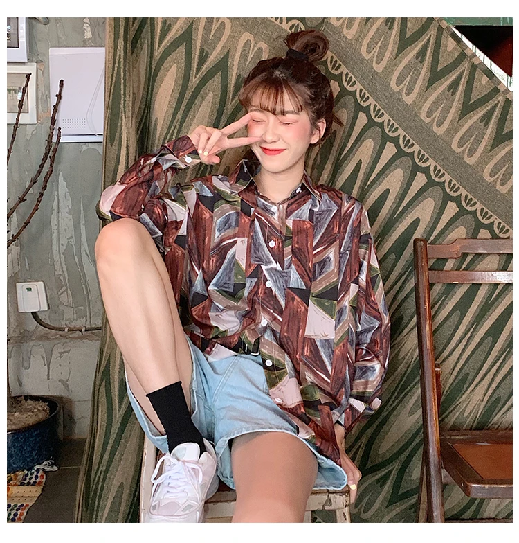 Hipster vintage fashion brand print autumn loose bf women blouses Korean style shirts chic long sleeve ladies tops oversize new
Hipster vintage fashion brand print autumn loose bf women blouses Korean style shirts chic long sleeve ladies tops oversize new