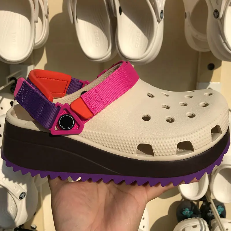 2022 Summer Kids Children Clogs Women Sandals Ladies Beach Shoes EVA Lightweight High Heels Sandles Flat Unisex Colorful Shoe
2022 Summer Kids Children Clogs Women Sandals Ladies Beach Shoes EVA Lightweight High Heels Sandles Flat Unisex Colorful Shoe