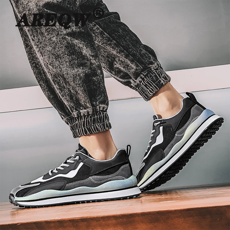 2021 New Mens Suede Leather Mixed Mesh Rubber Sole Casual Sneakers Summer Lace-up Breathable Street Youth Trendy Shoes for Men
2021 New Mens Suede Leather Mixed Mesh Rubber Sole Casual Sneakers Summer Lace-up Breathable Street Youth Trendy Shoes for Men