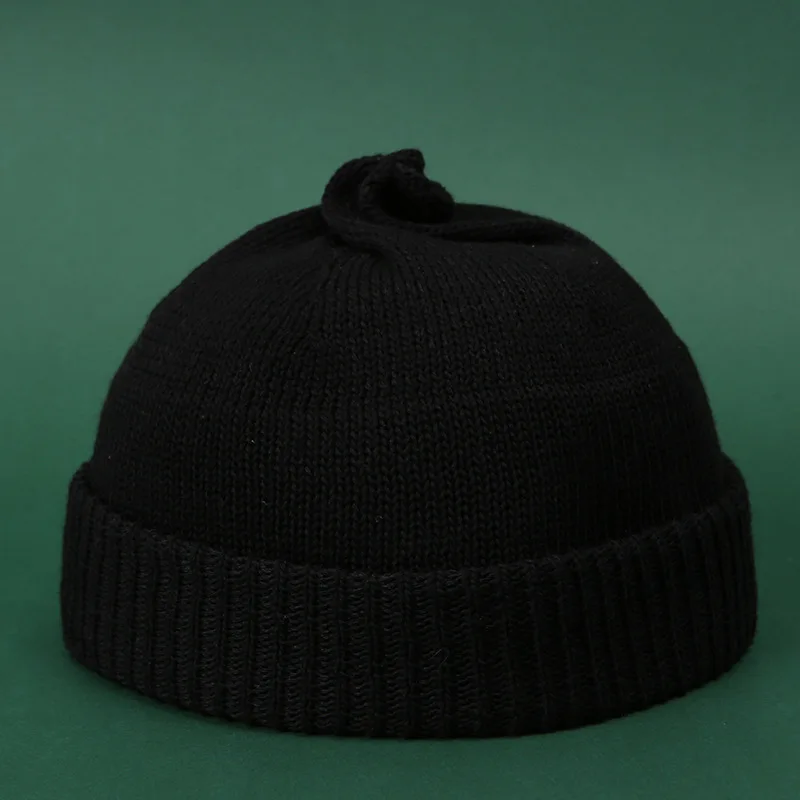 Women men autumn new fashion beanies knitted warm landlord hat caps solid cool melon caps for lady
Women men autumn new fashion beanies knitted warm landlord hat caps solid cool melon caps for lady