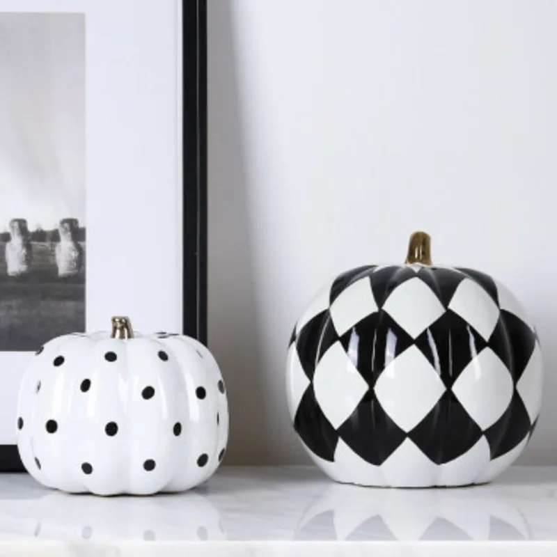 

Black White Pumpkin Ceramic Statuette Ornaments Office Study Desktop Decor Porcelain Crafts Statue European Home Decoration