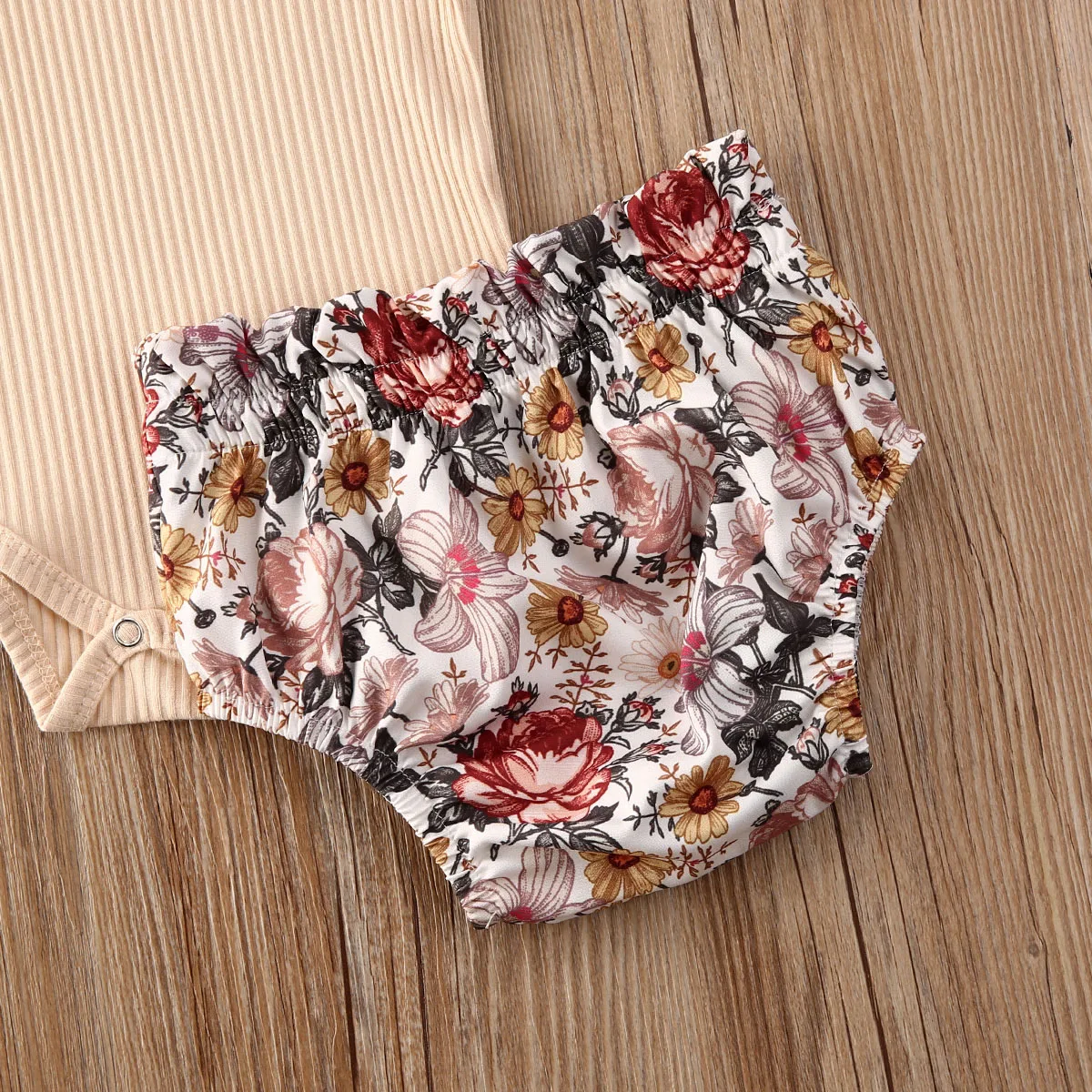 0-24M Newborn Infant Kids Baby Clothes Set Summer Ruffle Short Sleeve Tops Romper Floral Shorts Pants Headband 3Pcs Outfits
0-24M Newborn Infant Kids Baby Clothes Set Summer Ruffle Short Sleeve Tops Romper Floral Shorts Pants Headband 3Pcs Outfits