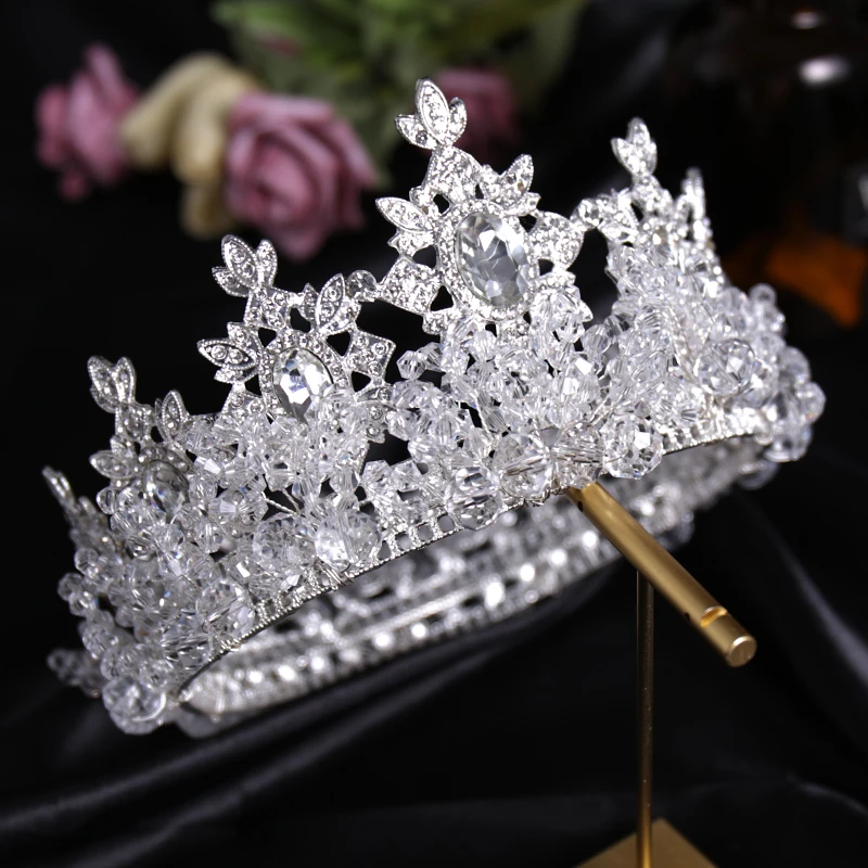 Forseven New Zinc Alloy Metal Rhinestone Silver Crystal Material Baroque Fashion Retro Round Bridal Crown Wedding Headdress
Forseven New Zinc Alloy Metal Rhinestone Silver Crystal Material Baroque Fashion Retro Round Bridal Crown Wedding Headdress