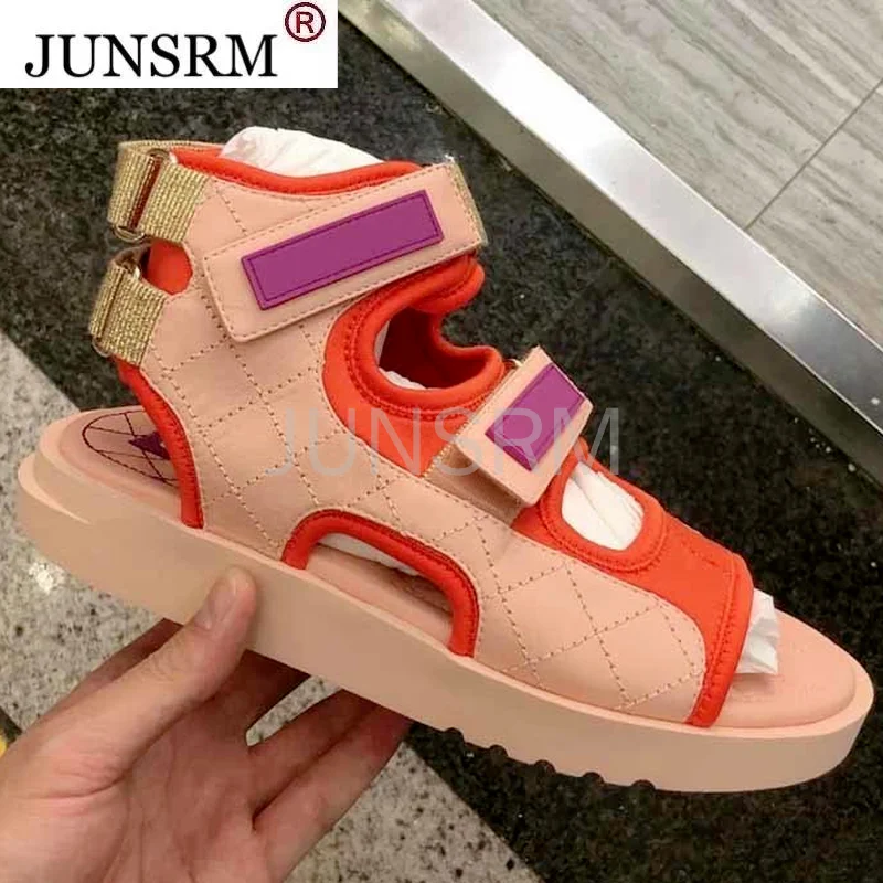 Сандалии-гладиаторы женские на платформе, Повседневная пляжная обувь, модные уличные босоножки, подходящий цвет, лето 2021 
Сандалии-гладиаторы женские на платформе, Повседневная пляжная обувь, модные уличные босоножки, подходящий цвет, лето 2021