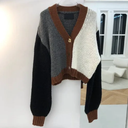 Korean Style women cardigan sweater 2020 autumn and winter new V-neck loose Poleras Mujer color matching Knit sweater jacket
Korean Style women cardigan sweater 2020 autumn and winter new V-neck loose Poleras Mujer color matching Knit sweater jacket