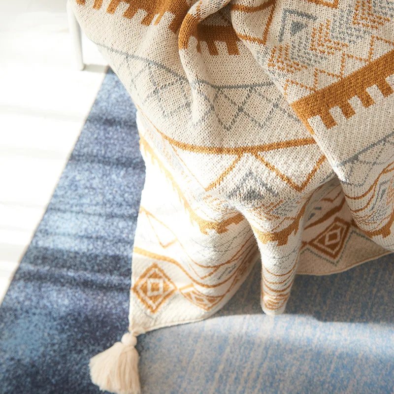 Knitted woolen blanket acrylic fiber material, unch break blanket living room sofa blanket soft and comfortable
Knitted woolen blanket acrylic fiber material, unch break blanket living room sofa blanket soft and comfortable