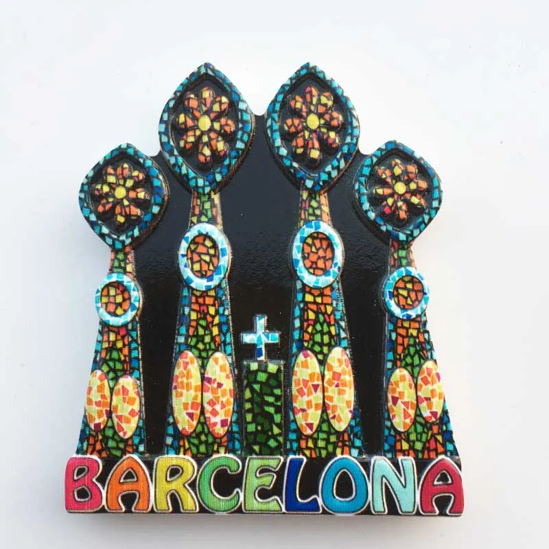 

QIQIPP Creative travel souvenir magnet refrigerator stickers at the Cathedral of the Sagrada Familia in Barcelona, Spain