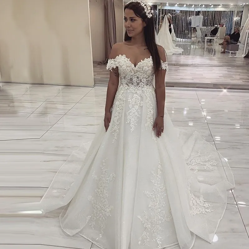 Свадебное платье с открытыми плечами Vestidos de Novia 2020 милое винтажное кружевное платье трапециевидной формы с аппликацией Свадебные платья со ...
Свадебное платье с открытыми плечами Vestidos de Novia 2020 милое винтажное кружевное платье трапециевидной формы с аппликацией Свадебные платья со ...