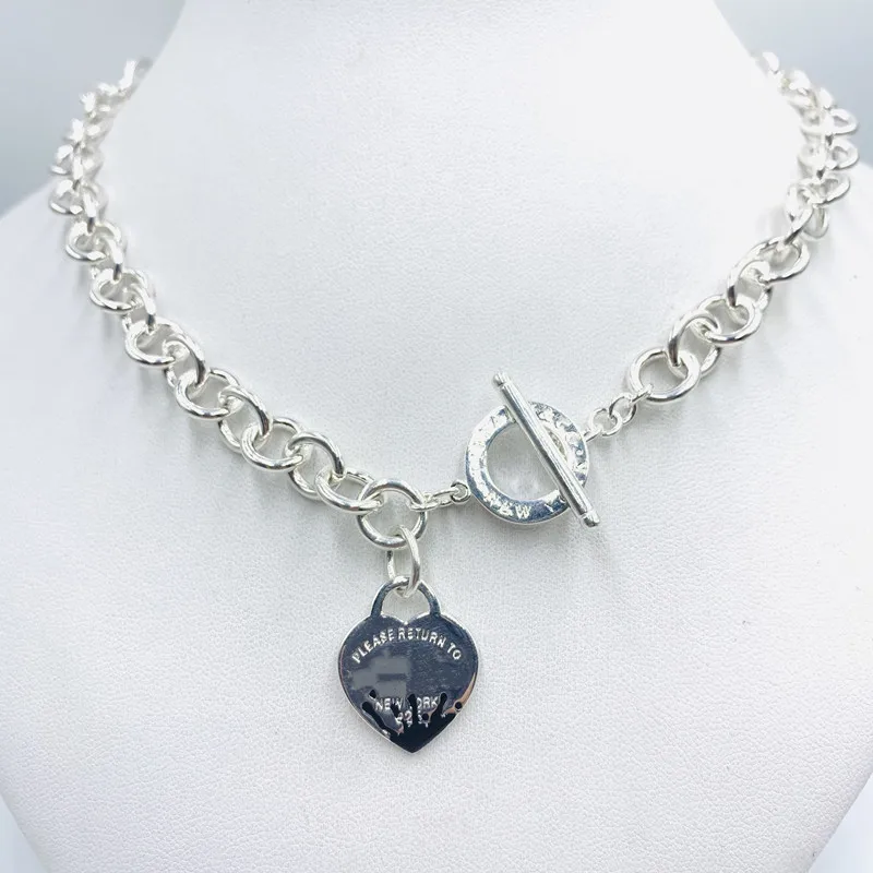 1:1 925 Sterling Silver Classic Exquisite Heart-Shaped Splash Pendant Bolt Necklace, Holiday Gift For Ladies
1:1 925 Sterling Silver Classic Exquisite Heart-Shaped Splash Pendant Bolt Necklace, Holiday Gift For Ladies