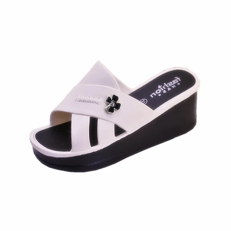 Fashion Slope Heel Sandals Women's Summer New Muffin Thick Bottom Waterproof Platform Hollow Air Heel Fish Mouth Slippers
Fashion Slope Heel Sandals Women's Summer New Muffin Thick Bottom Waterproof Platform Hollow Air Heel Fish Mouth Slippers