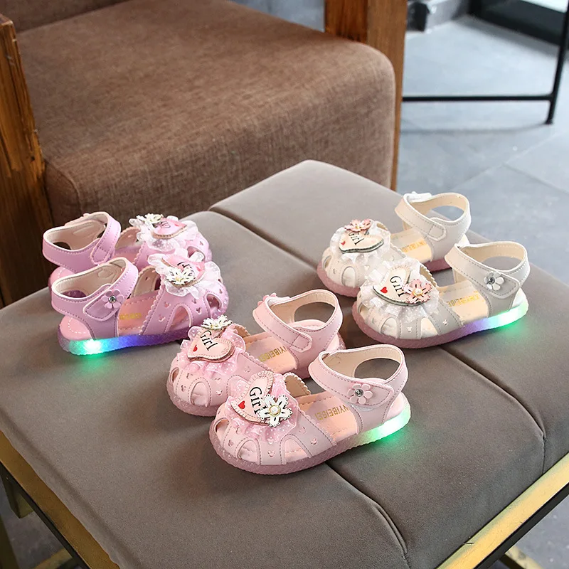 2021 Hot Sales Heart LED Lighting Children Sandals High Quality Girls Shoes Cute Lovely Kids Tennis Toddlers
2021 Hot Sales Heart LED Lighting Children Sandals High Quality Girls Shoes Cute Lovely Kids Tennis Toddlers