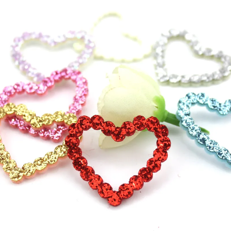 50Pcs 3*3.5cm Glitter powder Heart Hollow Felt Padded Appliques for DIY children's crafts Hairpin Decor headwear Accessoires
50Pcs 3*3.5cm Glitter powder Heart Hollow Felt Padded Appliques for DIY children's crafts Hairpin Decor headwear Accessoires
