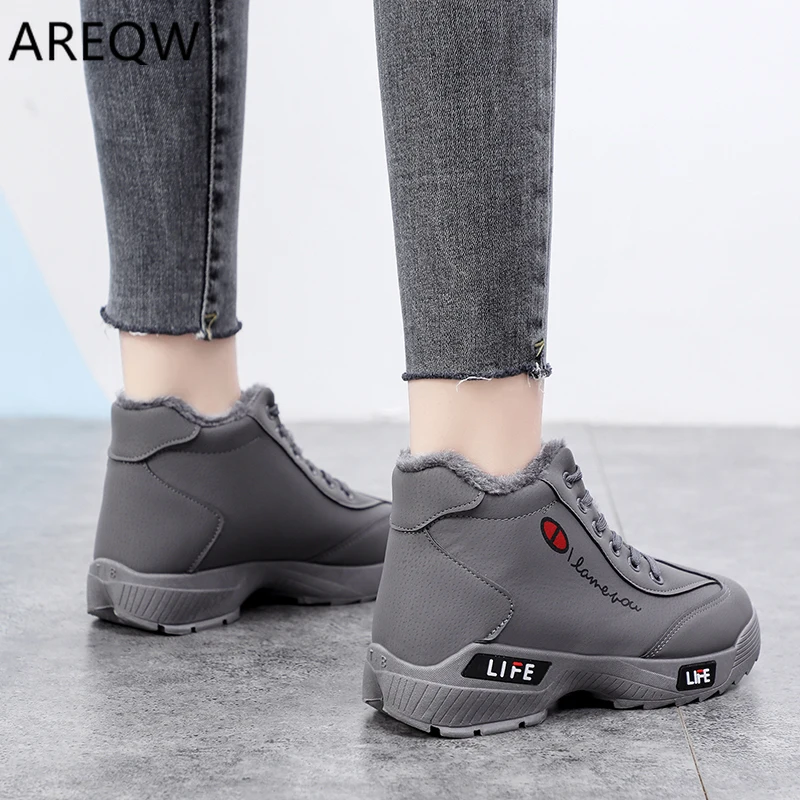 2020 Ankle Boots Woman Fashion Sneakers Shoes Women Flat Platform Boot Shoes Ladies Martin Boots Autumn Footwear
2020 Ankle Boots Woman Fashion Sneakers Shoes Women Flat Platform Boot Shoes Ladies Martin Boots Autumn Footwear